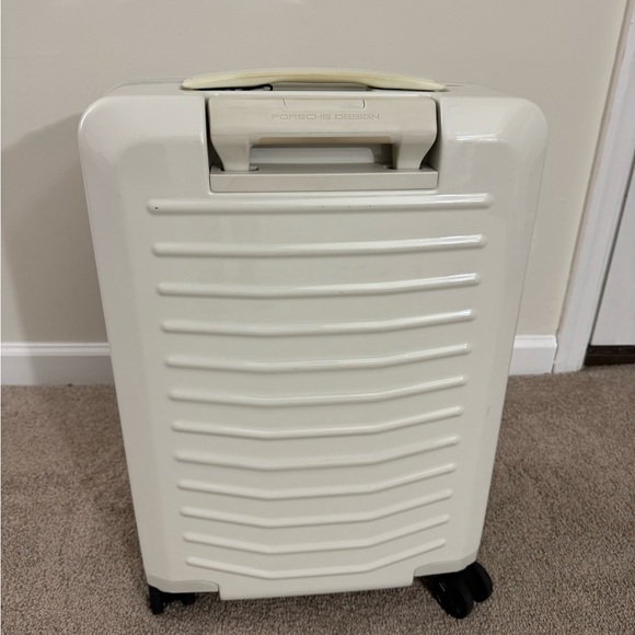 Porsche Design White Luggage - Picture 7 of 14